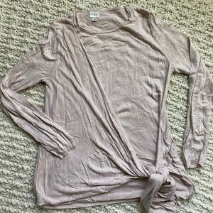 🚨 SOLD 🚨 Sweater with Front Tie